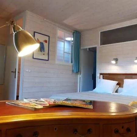 Maison Cosy Avec Cour Privative Au Coeur De L'Auvergne - Fr-1-582-316 * Lempdes sur Allagnon