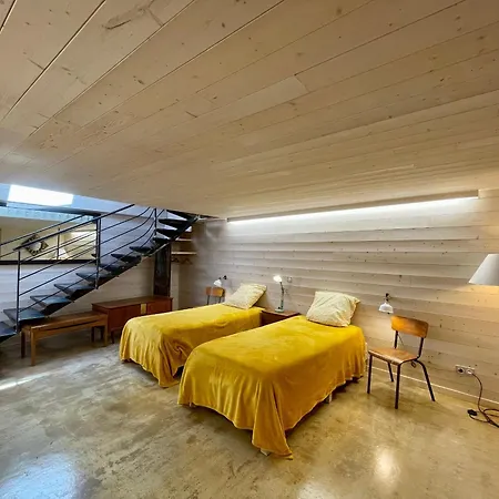 Maison Cosy Avec Cour Privative Au Coeur De L'auvergne - Fr-1-582-316 朗德
